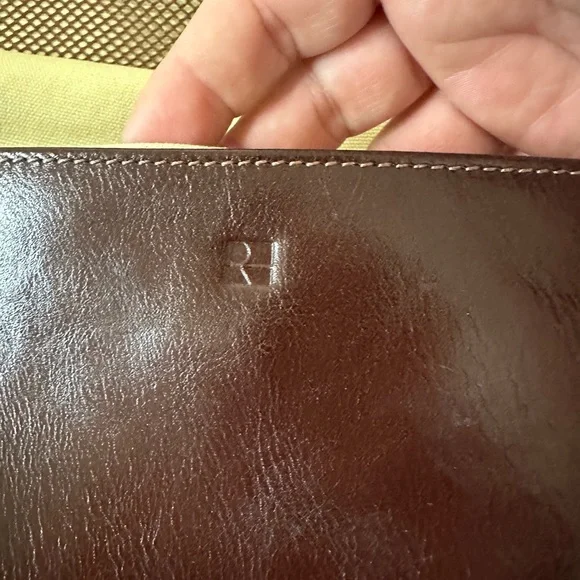 Red Envelope Luxury Leather Excursion Travel Toiletries roll Case - Picture 5 of 6